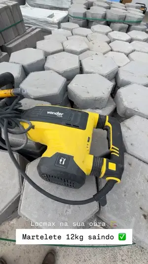 Martelete de 12 kg saindo para a obra
